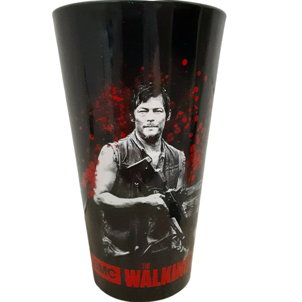 The Walking Dead AMC Pint Glass Daryl Dixon Blood Splatter 16oz Black Glass 2015